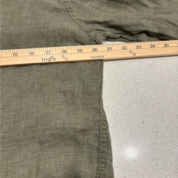 Banana Republic Men's 100% Linen Olive Button Down Shirt Size M - Picture 5 of 9